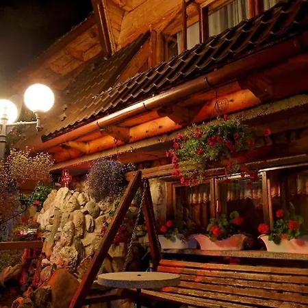 Bed & Breakfast Krystyna 3*